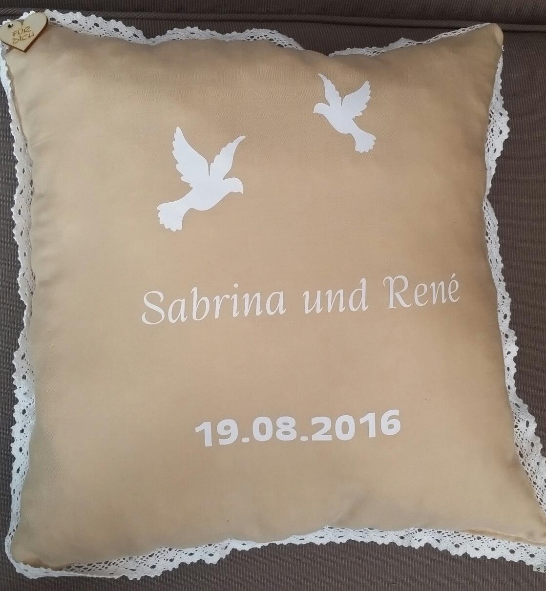 Anna naeht Hochzeitskissen 4